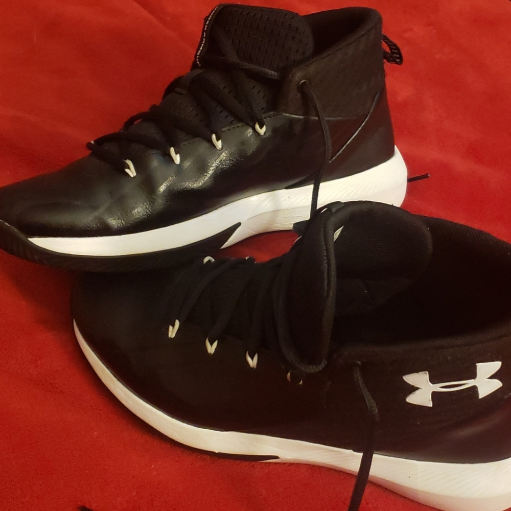 Like Brand New UA boys Sneakers